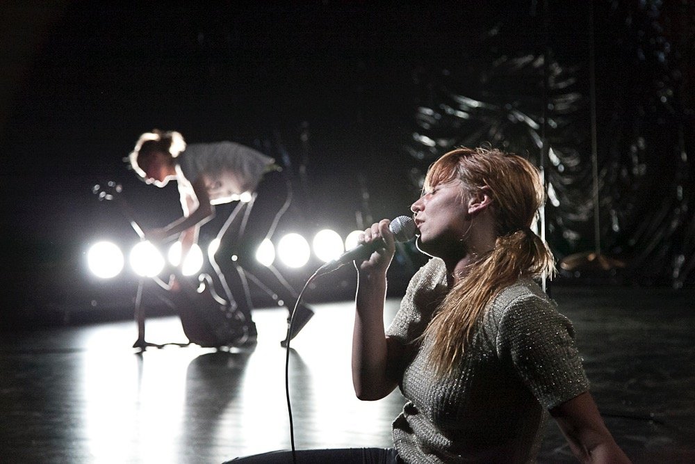 Last Plays — scénographie et lumière : Florian Leduc. Mise en scène : Lucie Eidenbenz, 2014. Photo 2 sur 5.