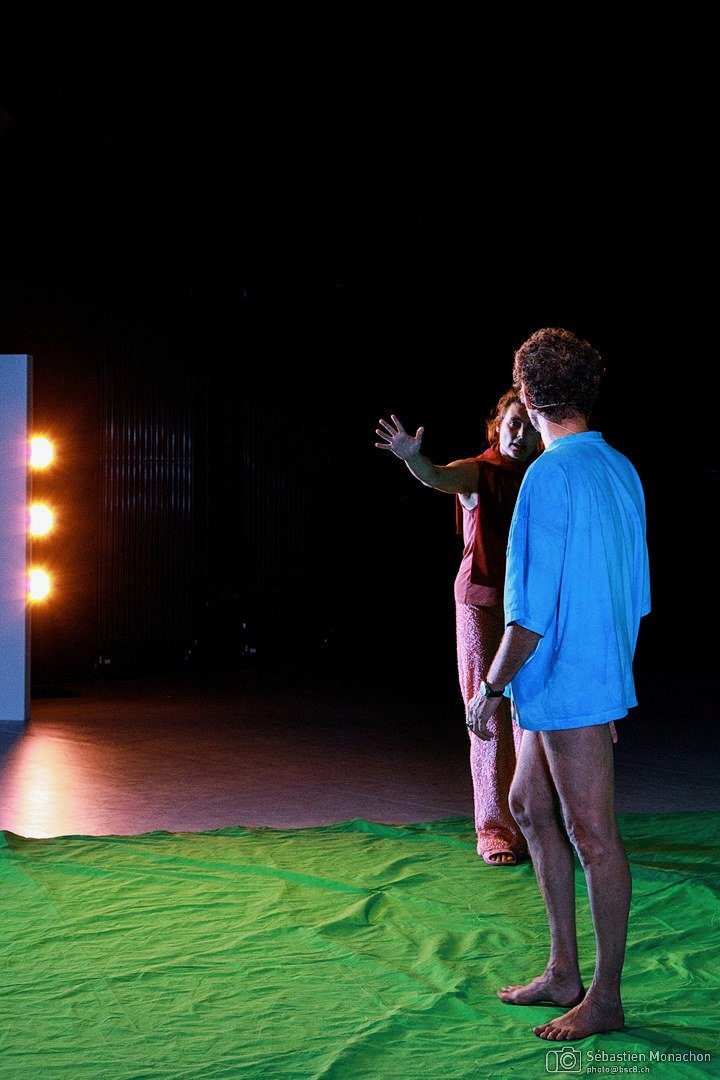 Partir — scénographie : Florian Leduc. Mise en scène : Jean-Daniel Piguet, 2021. Photo 3 sur 4.