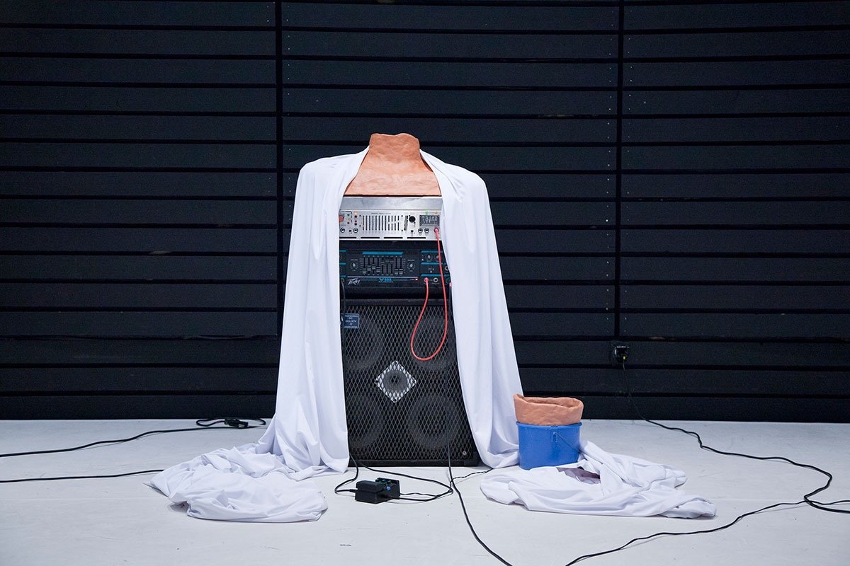 Pulse Big Bodies — lumière : Florian Leduc. Mise en scène : Lou Masduraud · Antoine Bellini, 2016. Photo 6 sur 6.